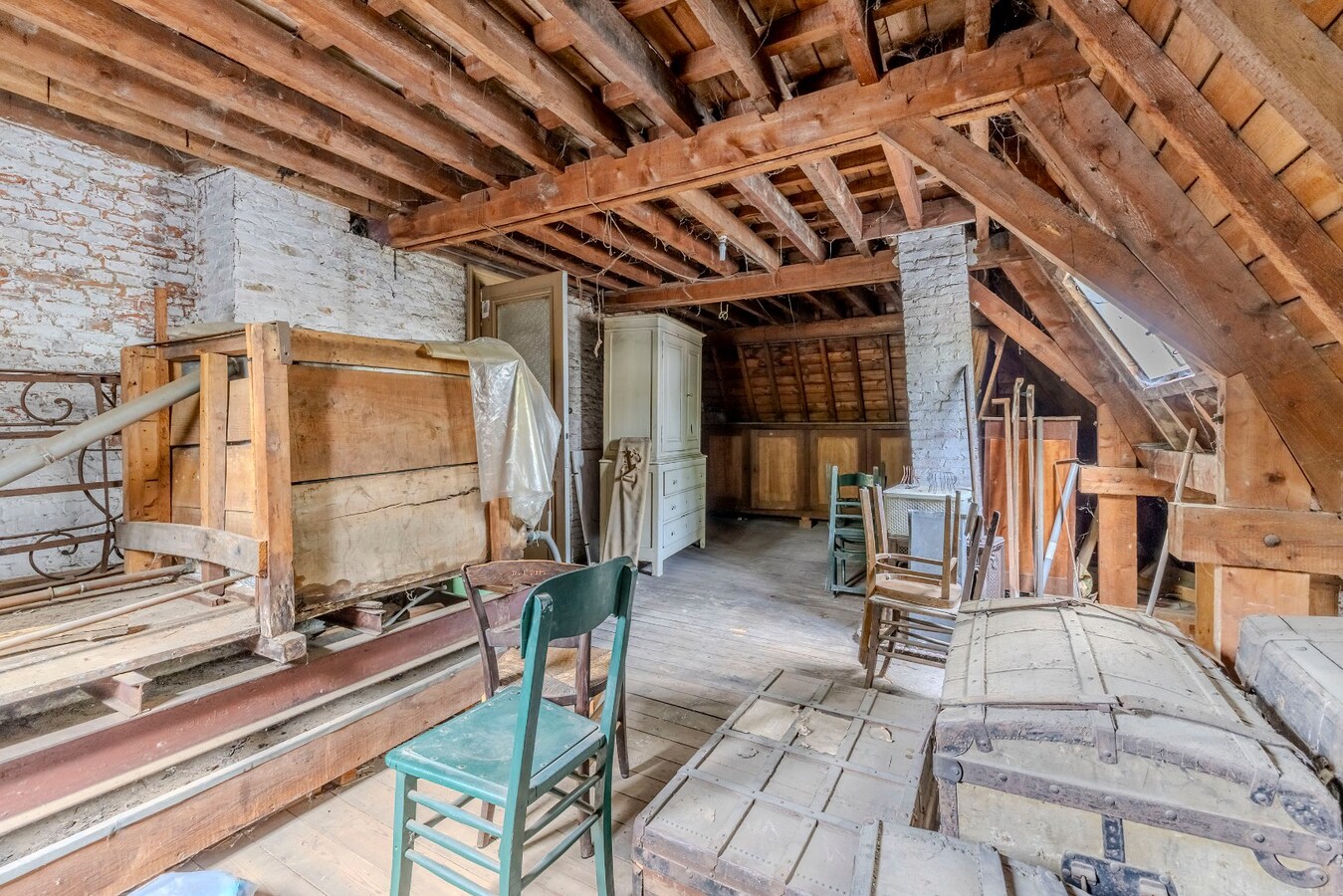 Charmant landhuis in een parkdomein van 7065m² 