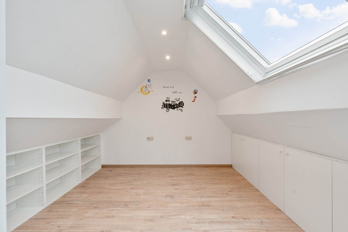 Half open bebouwing met tuin, terras en garage in Boutersem - EPC label B 