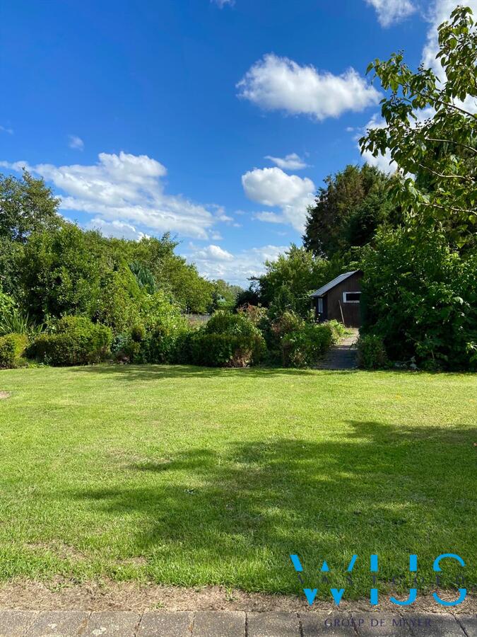 Woonhuis op een perceel van 2080 vierkante te ASSENEDE! 