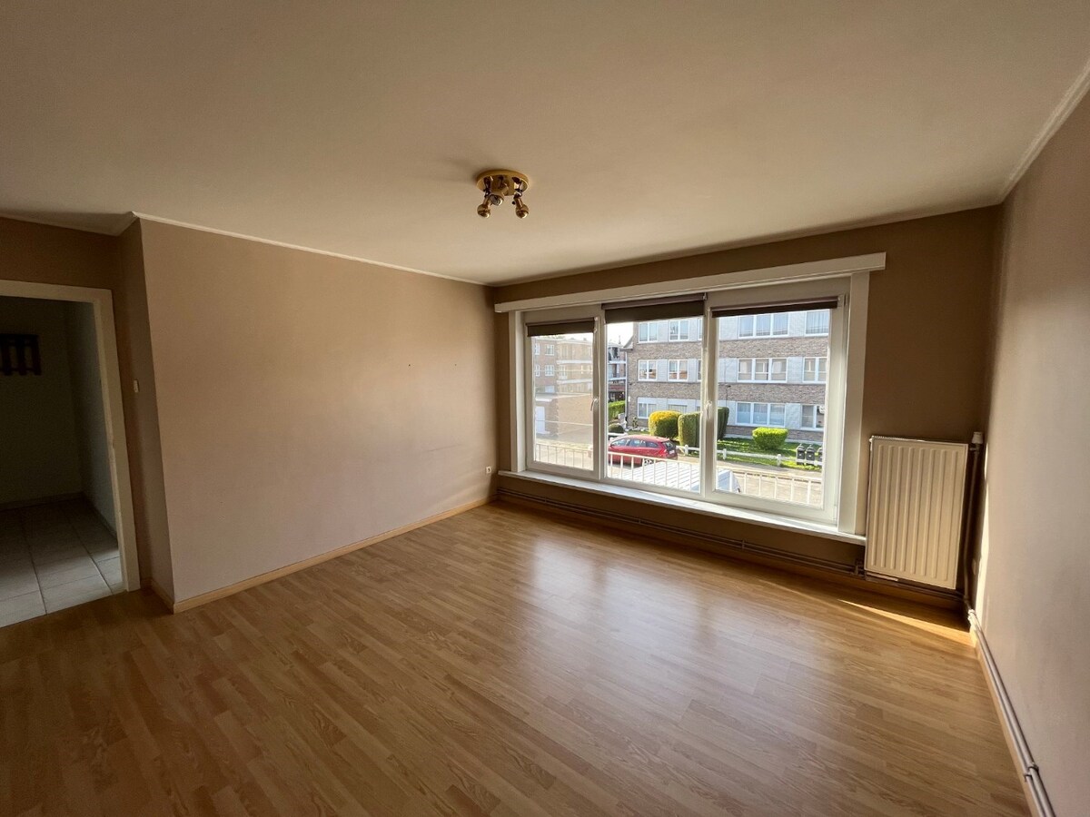 Ruim 2-slp-appartement met garage 