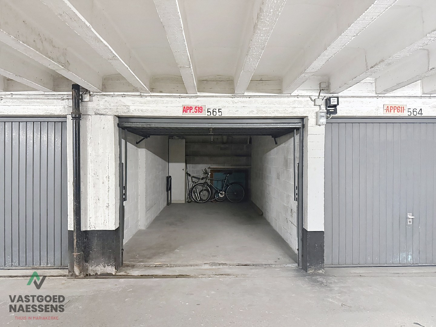 Box de garage a louer À Oostende