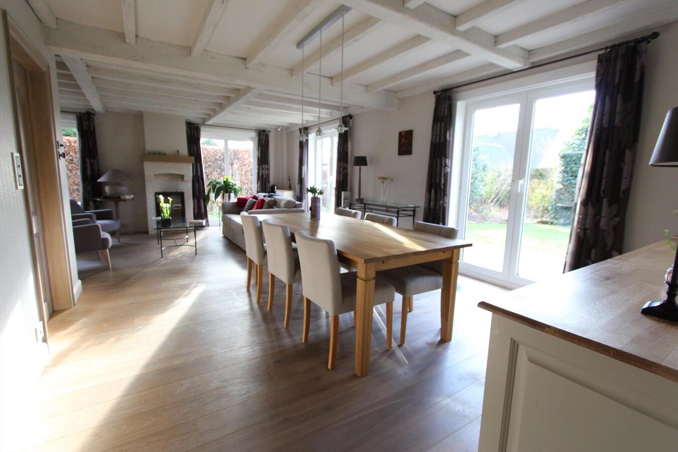 Alleenstaande woning met 4 slaapkamers te Ichtegem 