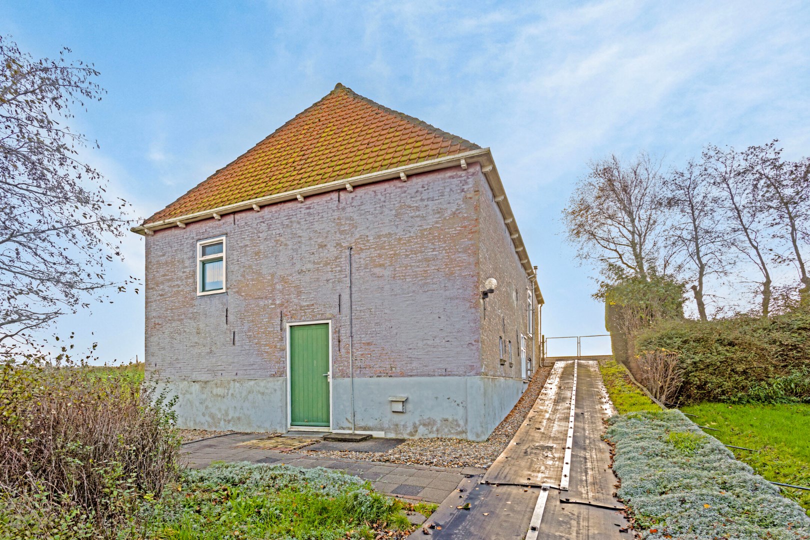 Dijkwoning te koop in Oudebildtzijl