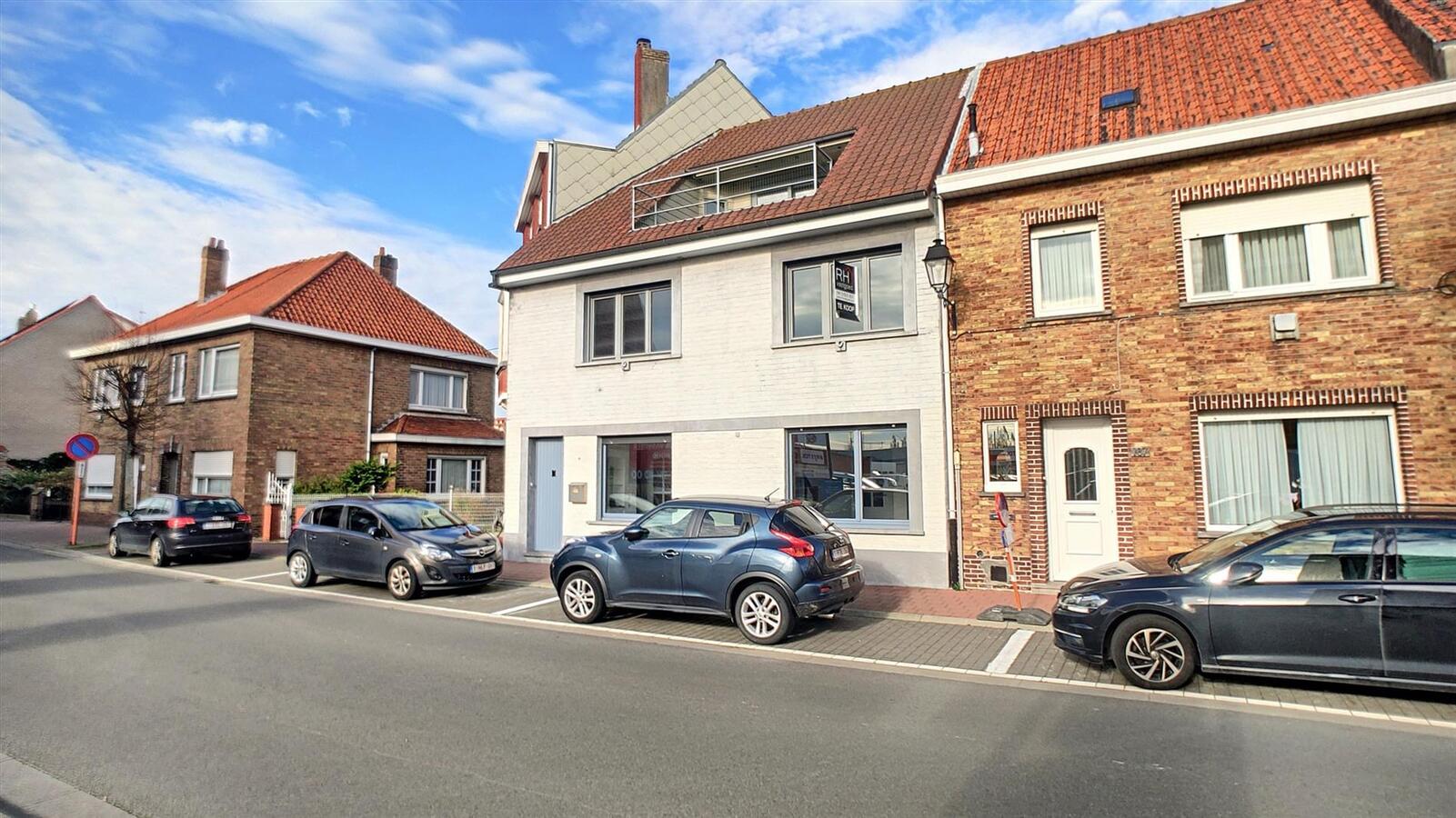 Instapklare woning met zonneterras - Heist 