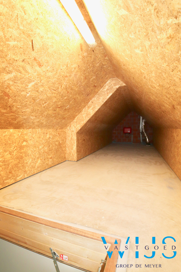 Instapklaar appartement met 2 slaapkamers &amp; terras te ASSENEDE ! 