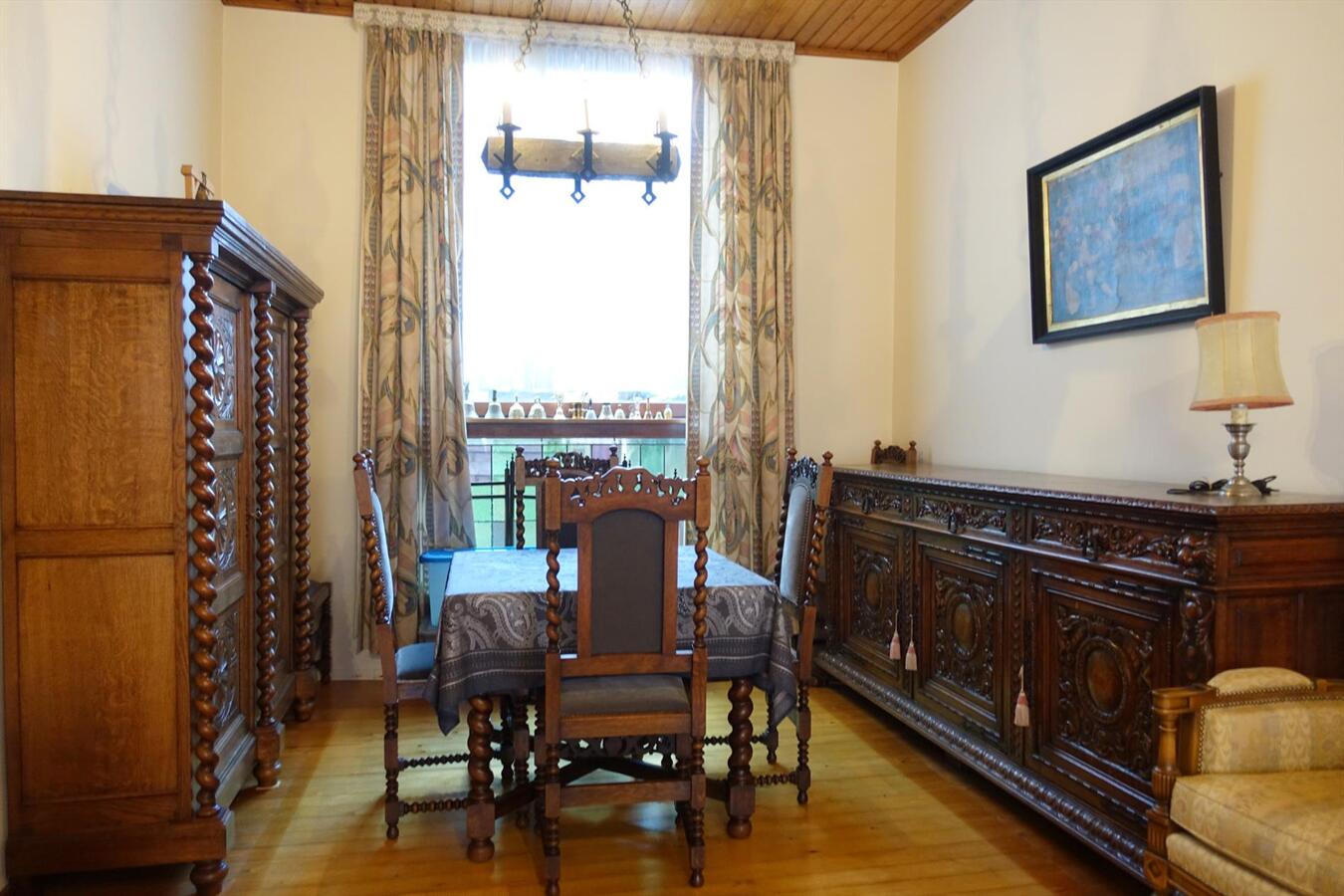 Karaktervolle herenwoning in centrum Brugge 