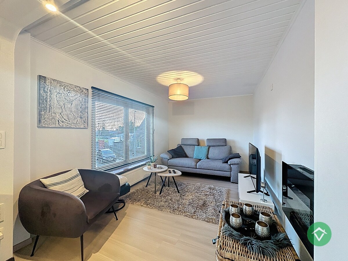 Woning met 2 slaapkamers en garage te Koekelare 