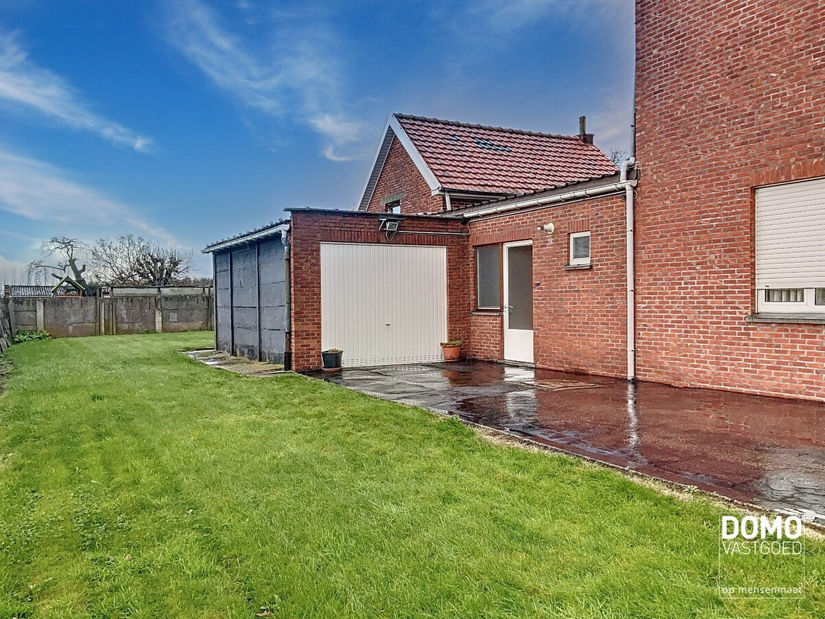 RUIME WONING MET GARAGE, TUIN &amp; 3 SLAAPKAMERS TE ALKEN 