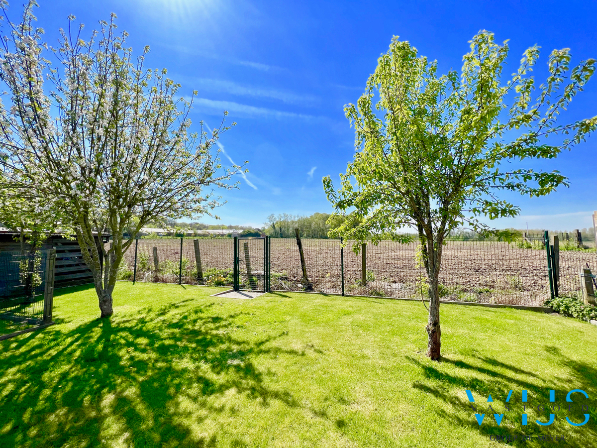 Tof woonhuis op een leuk perceel te MERELBEKE ! 