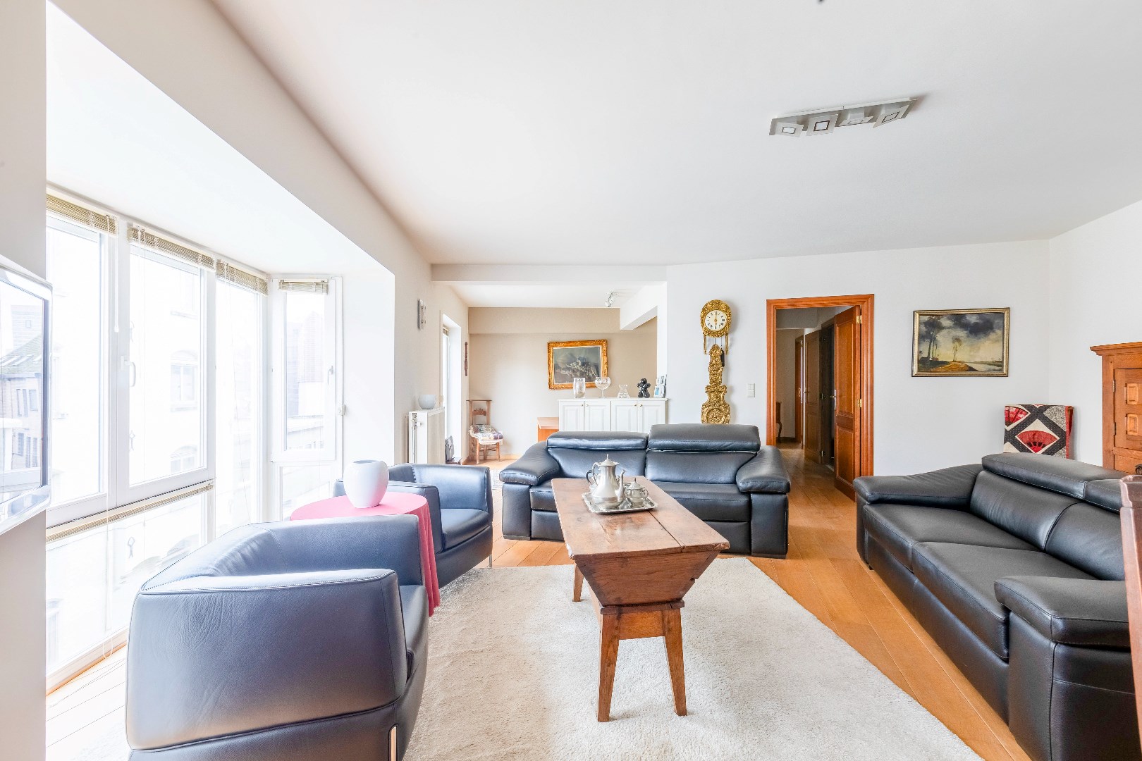 Gunstig gelegen  2-slp. app. met terrassen en garage nabij Gent Sint-Pieters 