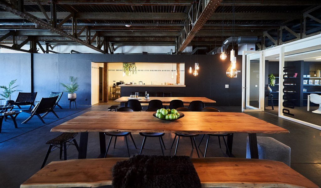 Uitzonderlijk loftkantoor te koop aan de Voorhaven in Gent