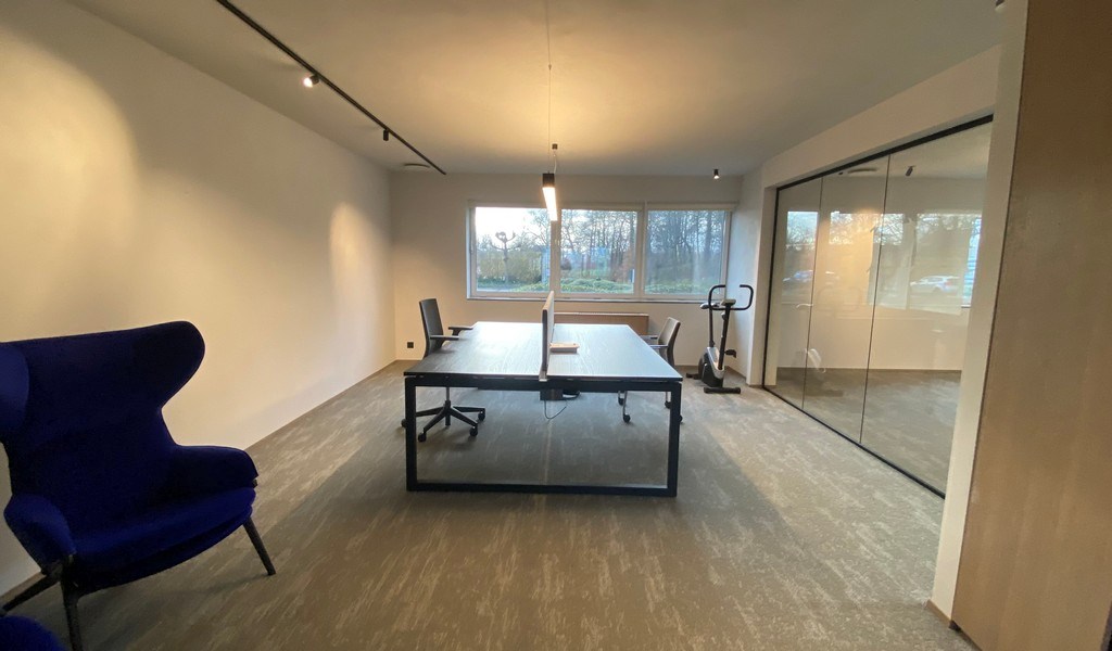 Volledig ingerichte kantoren te huur in Zwijnaarde