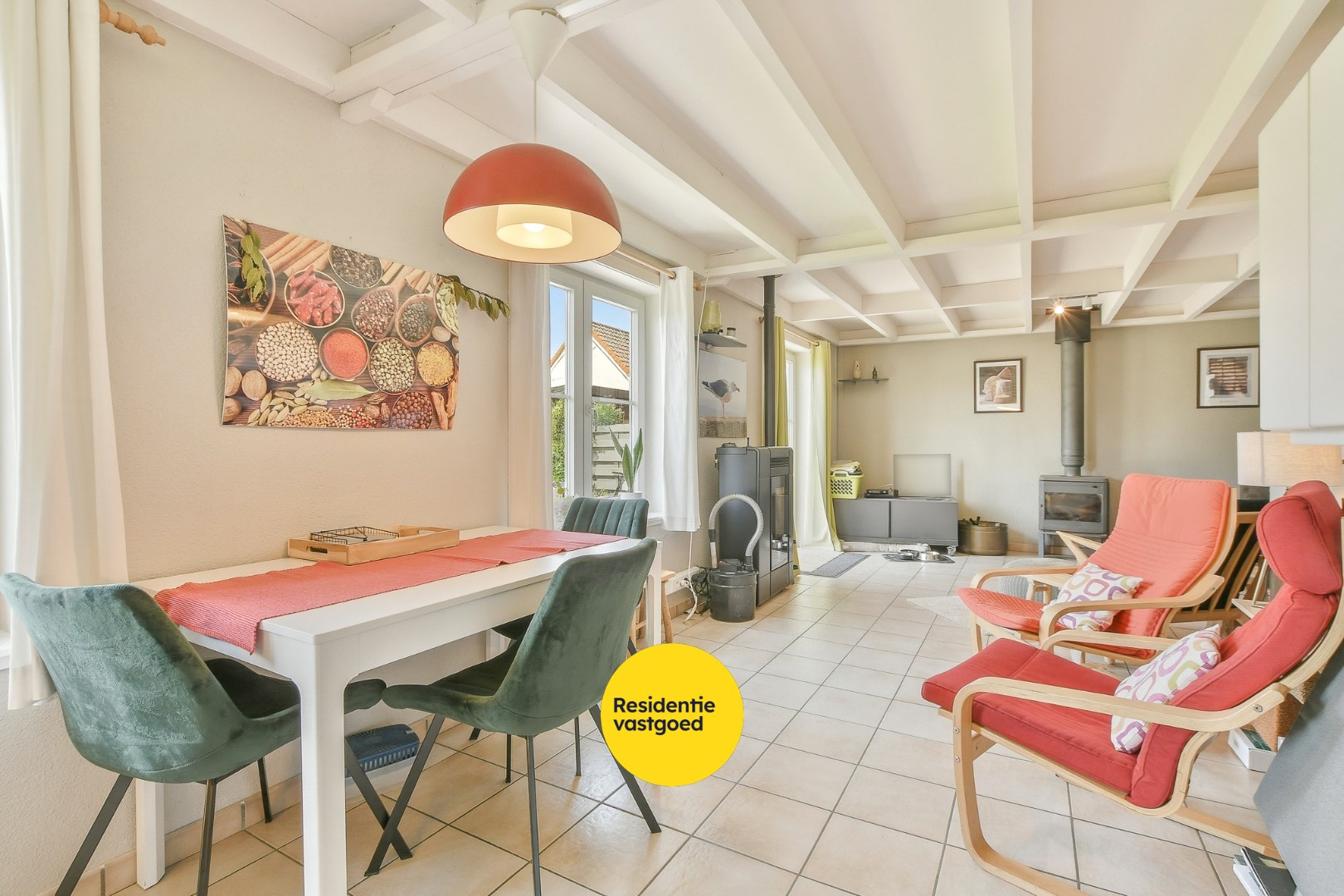 Charmant vissershuisje met 3 slaapkamers en prachtig open polderzicht 