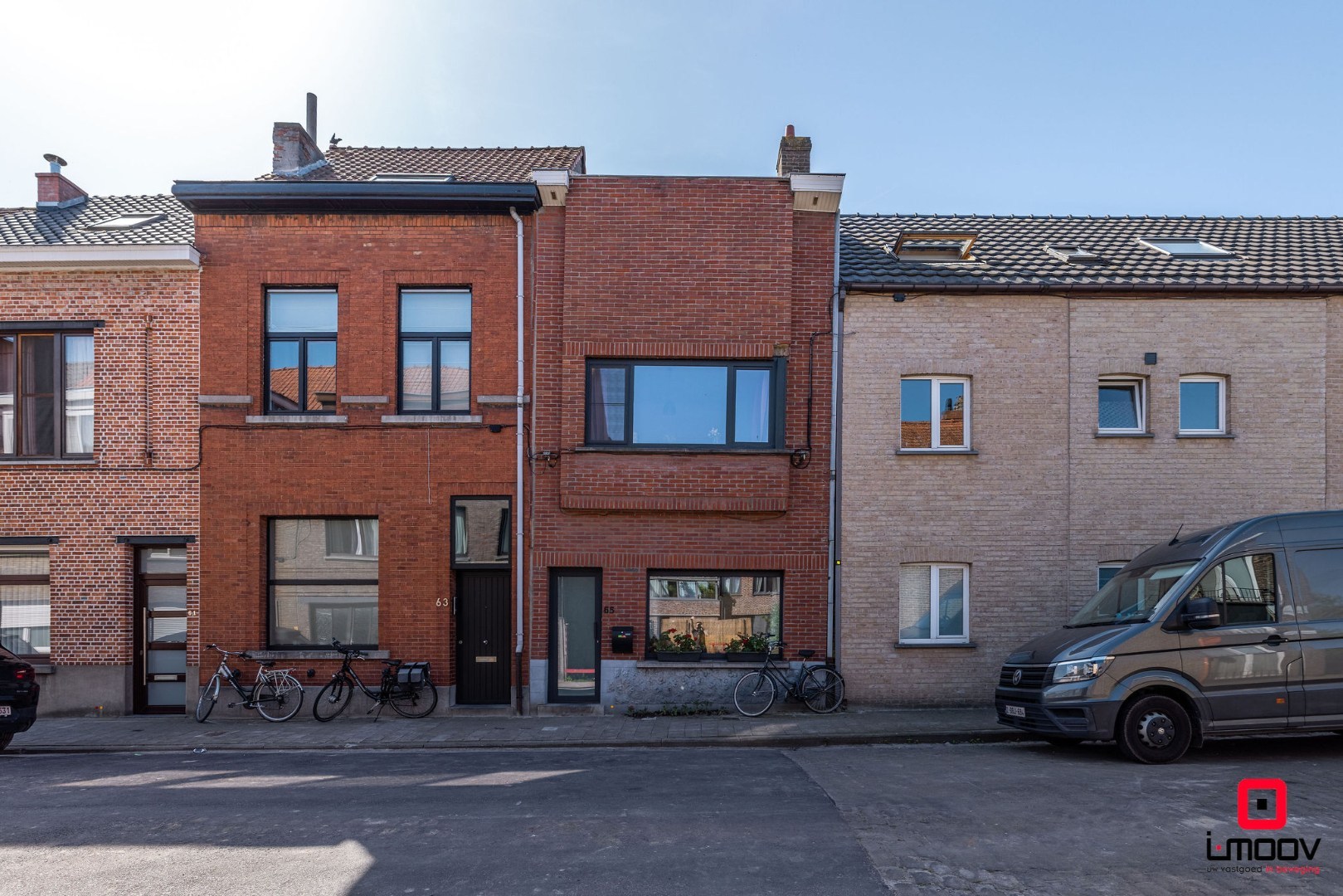 Karaktervolle stadswoning met 3 à 4 slaapkamers nabij de Bourgoyen te Gent 