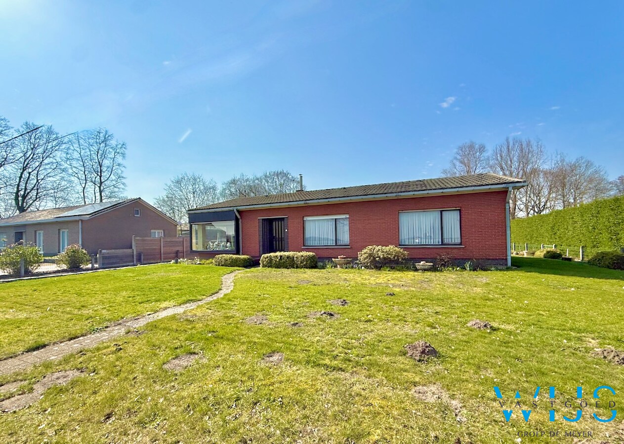 Te koop woning - Oosteeklo