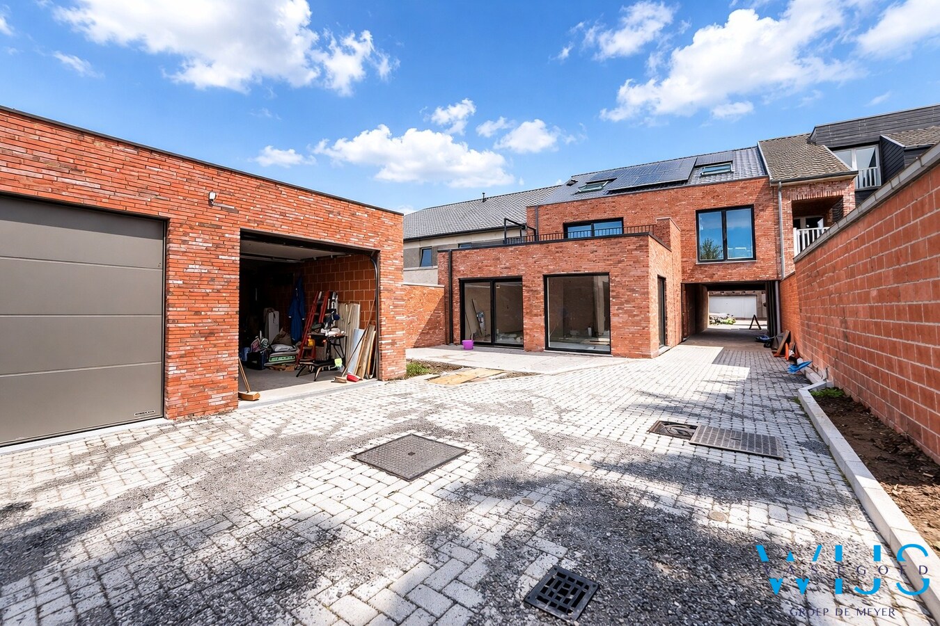 Nieuwbouw gelijkvloers appartement in hartje Ertvelde ! 