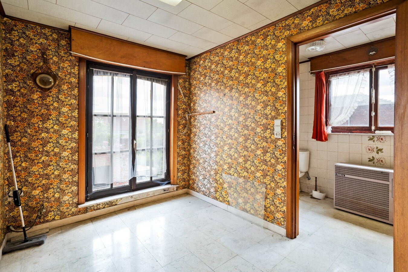 Ruime woning met loods op 882 m² 