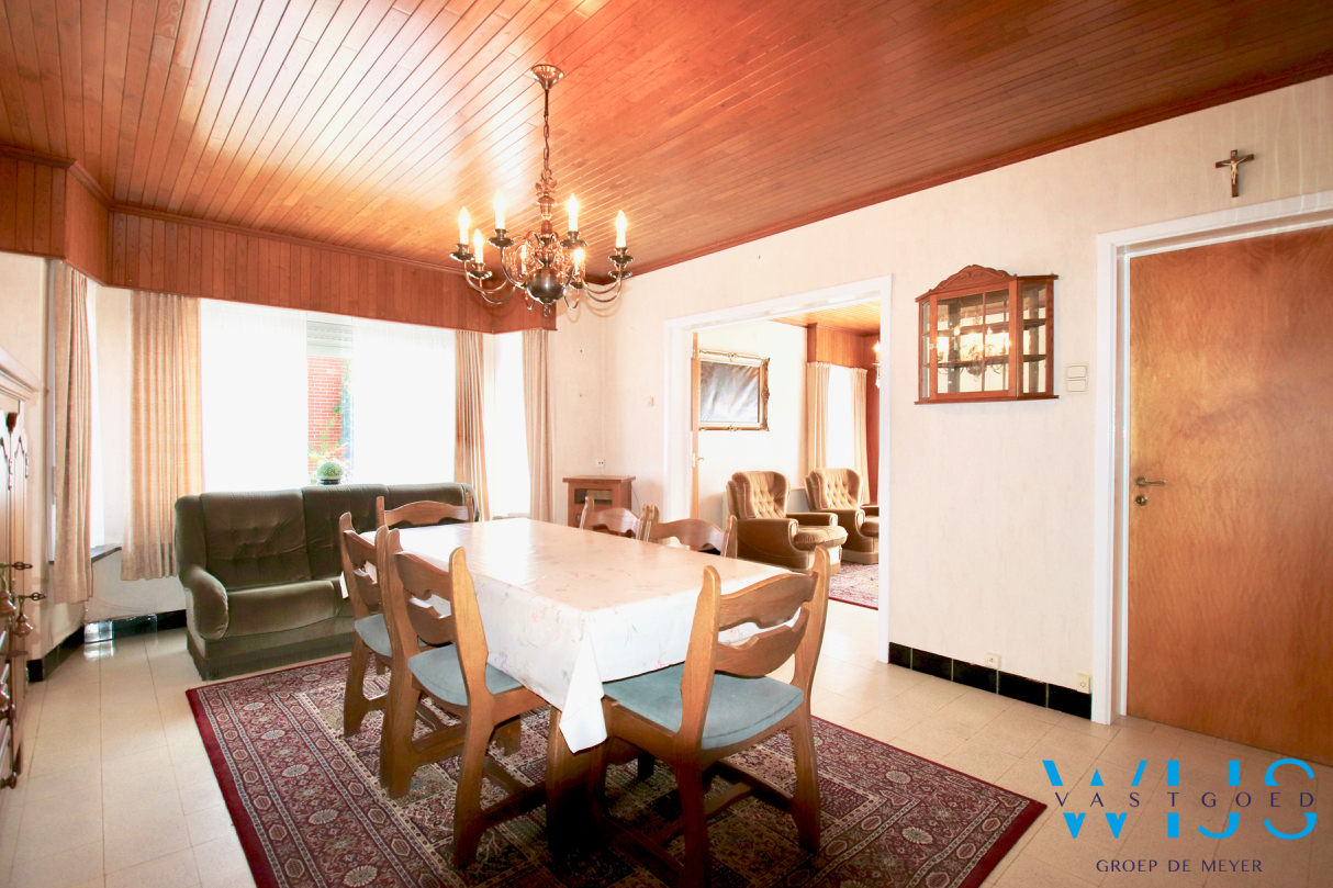 Zeer degelijk woonhuis op TOPlocatie te ERTVELDE ! 