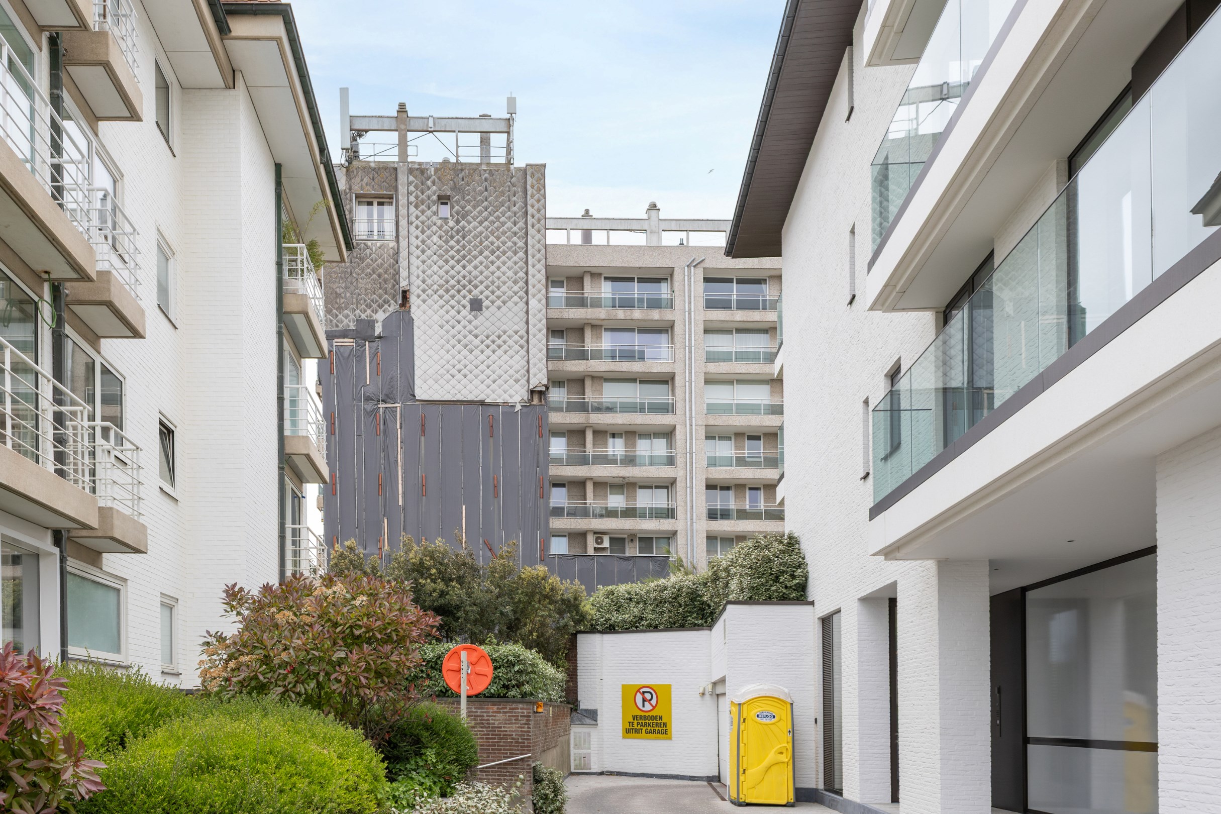 Charmant en instapklaar appartement te koop in Knokke op een toplocatie nabij de zeedijk, Kustlaan en Place m’as-tu vu. 