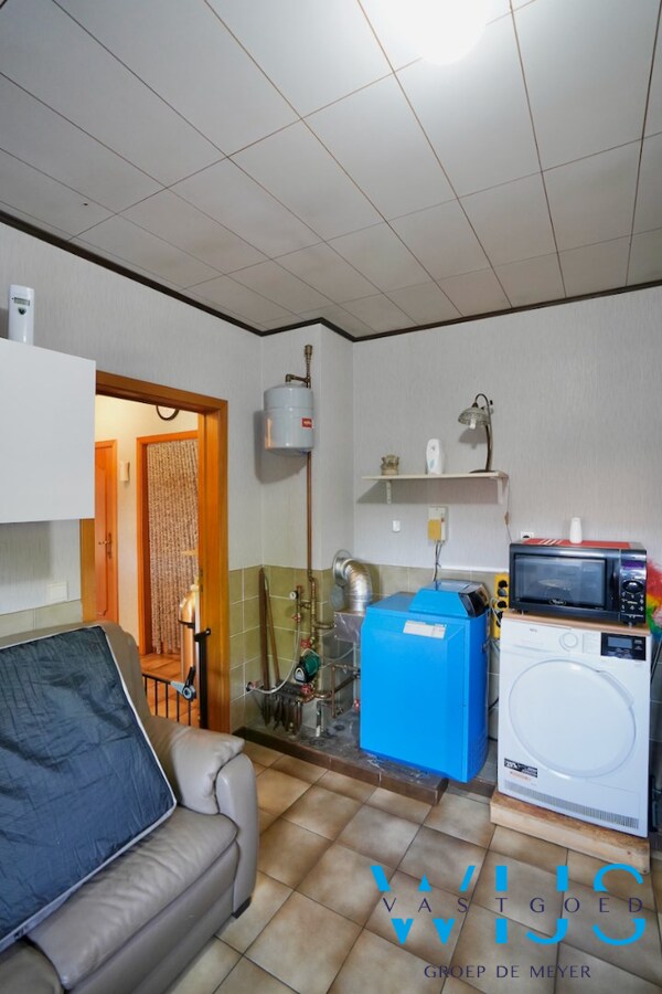 Woonhuis op 1000m² in hartje Ertvelde ! 