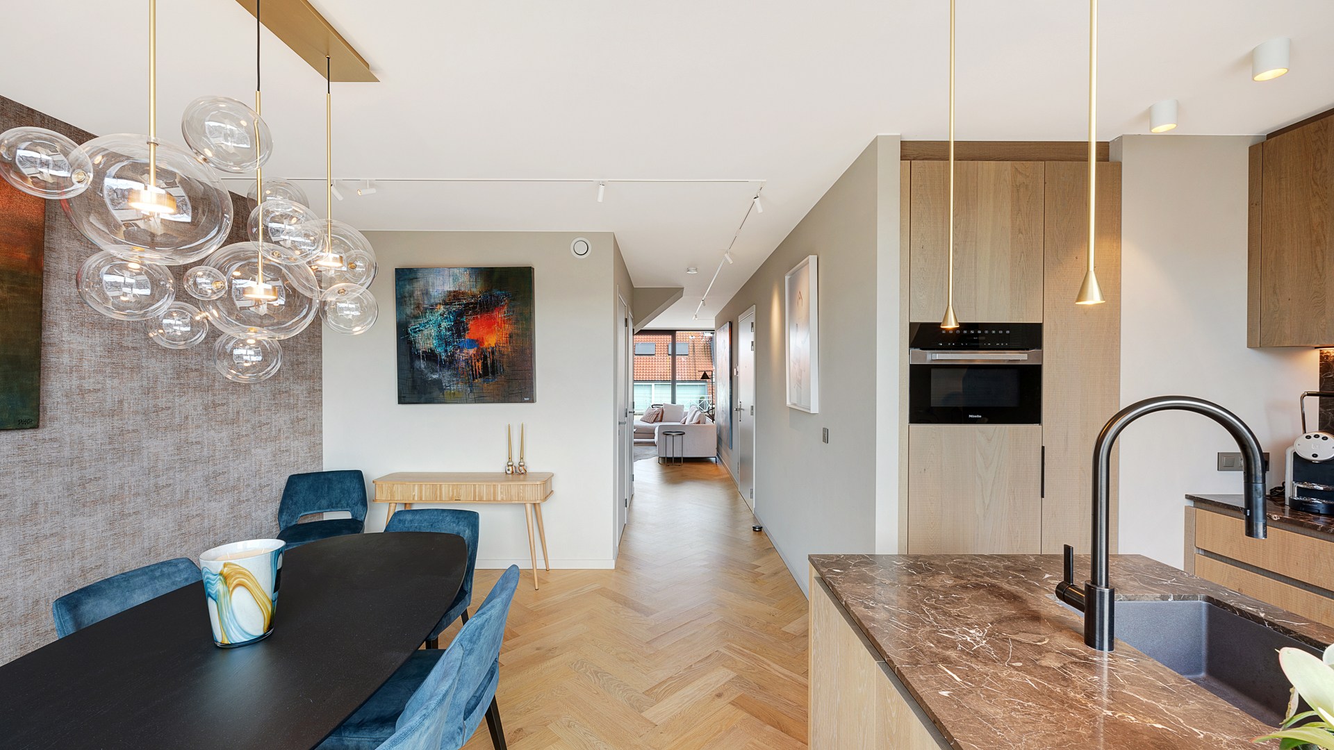 itzonderlijk duplex penthouse van 125 m² in residentie William, een recent en stijlvol gebouw (2020), perfect gelegen in het centrum van Knokke 