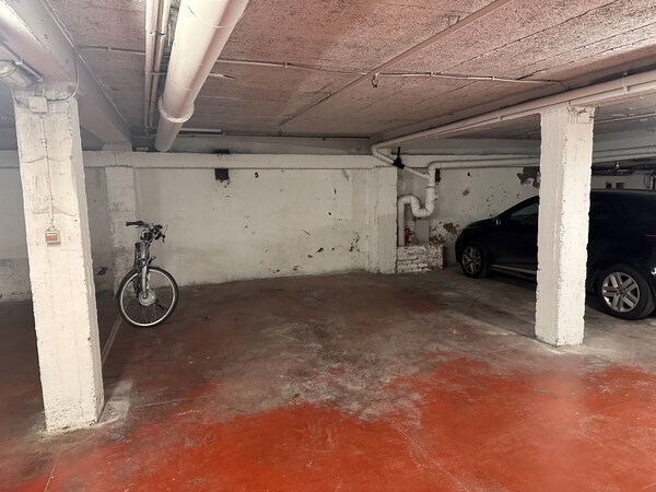 Verhuurd parkeerplaats - Oostende