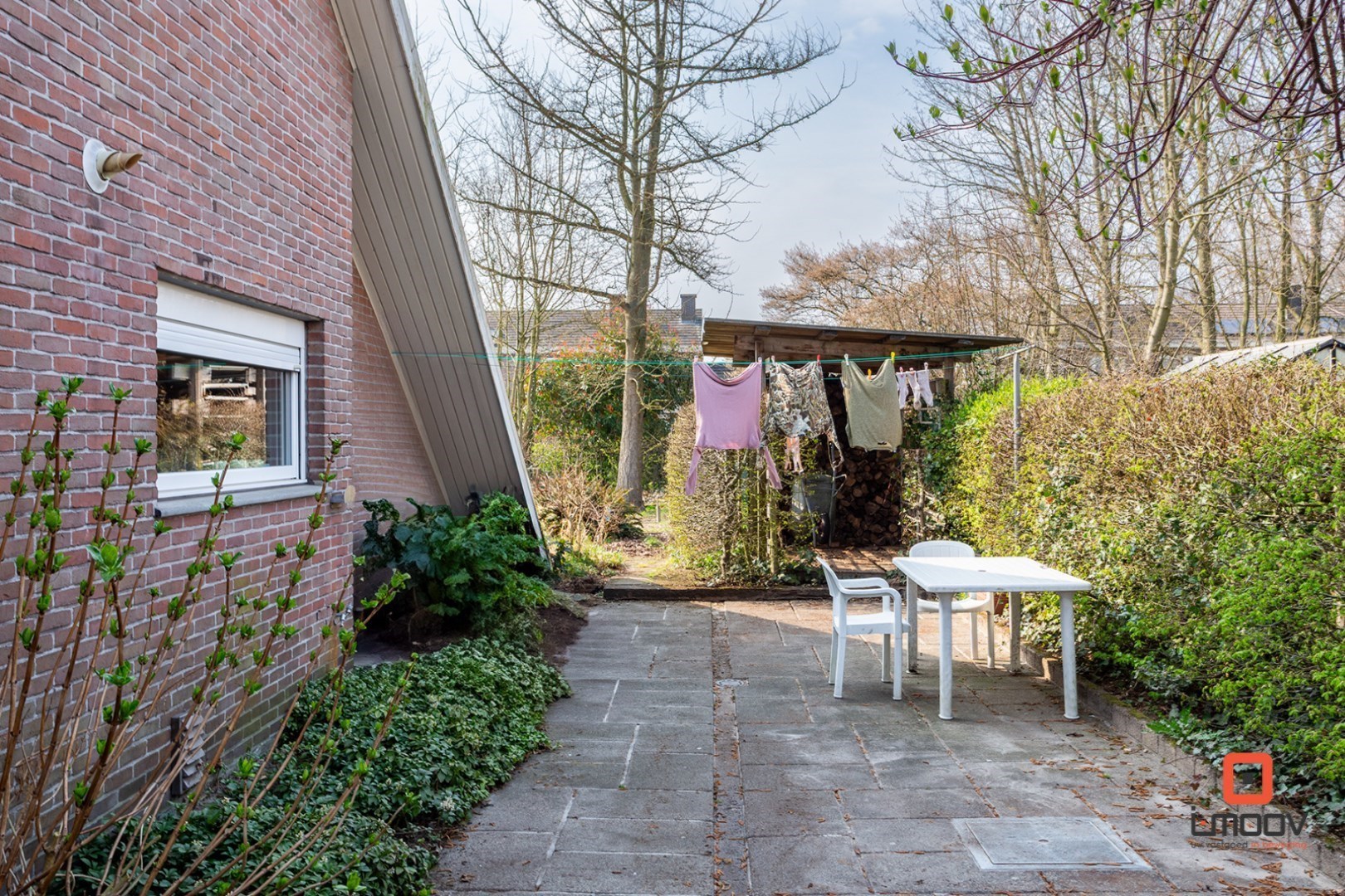 Instapklare, lichtrijke en ruime gezinswoning met 4 slaapkamers en grote tuin! 
