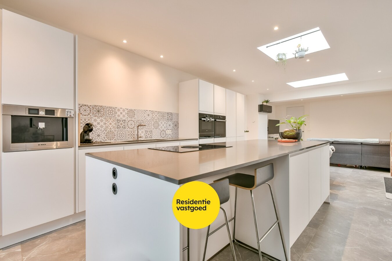 Verkocht | onder voorbehoud woning - Oostkamp