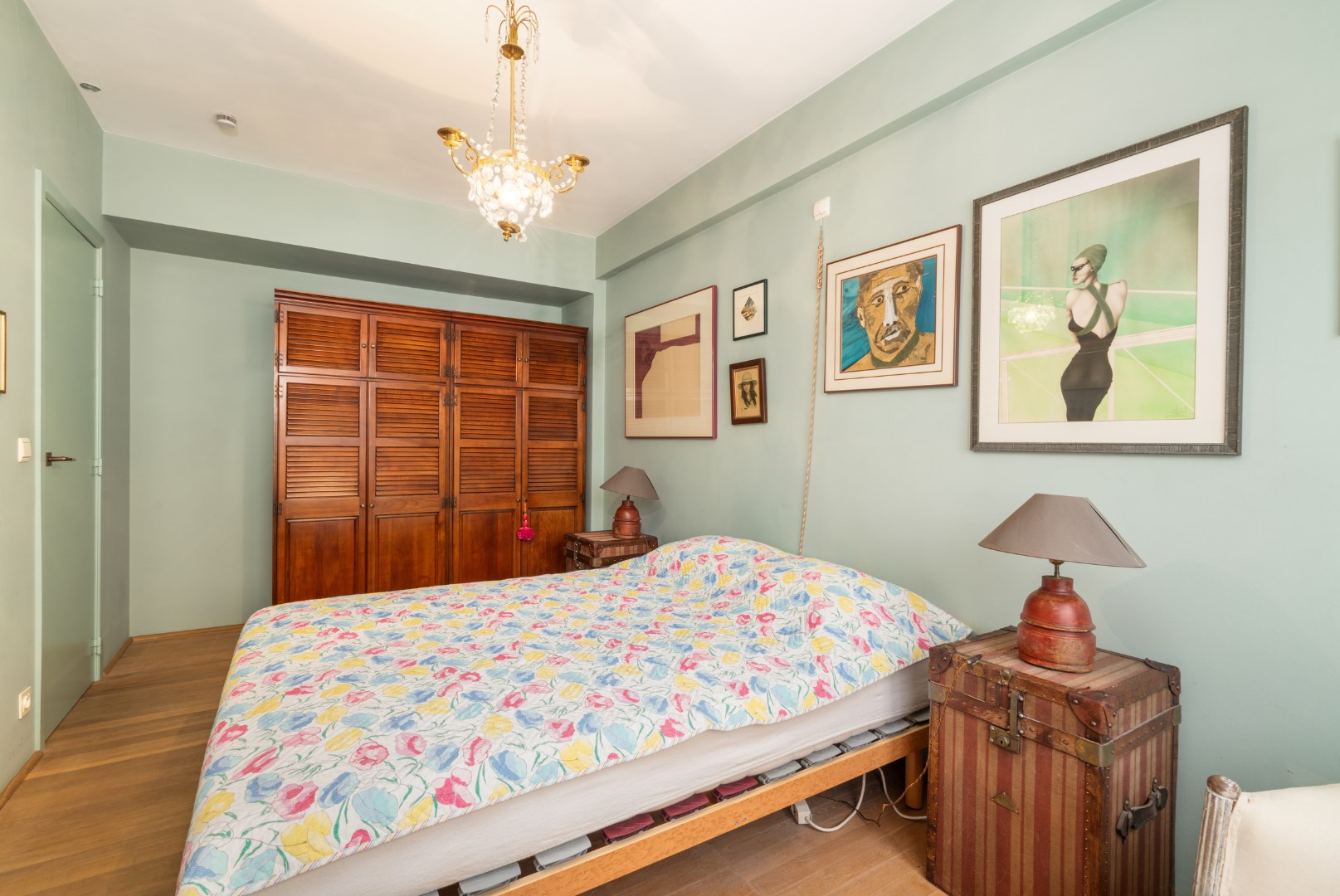 RUIM APPARTEMENT MET OPEN ZICHT OP TOPLIGGING 