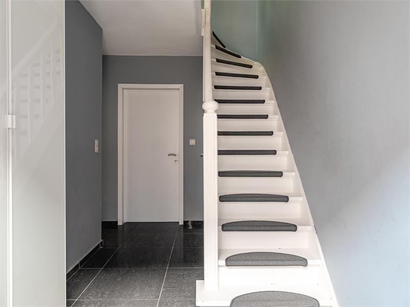 VERKOCHT!! Ruime en instapklare gezinswoning! 