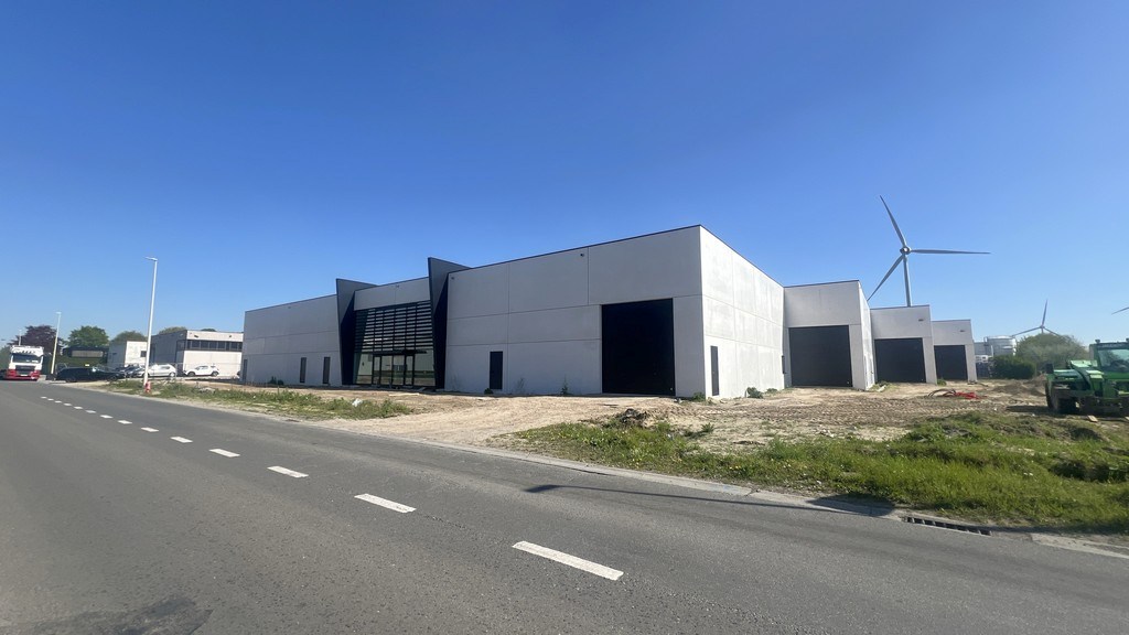 Nieuwbouw magazijnen te huur in Durmakker te Evergem