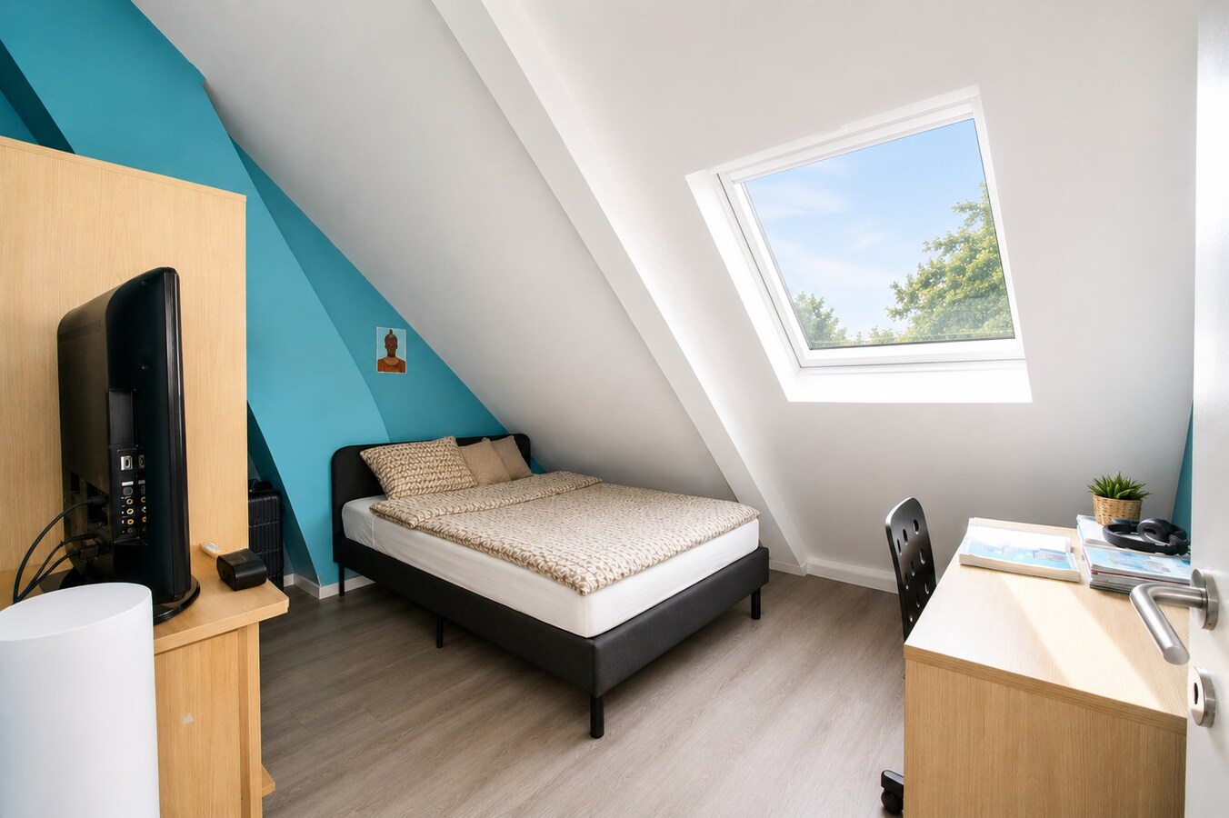 Te koop: Gezellige stadswoning met 5 slaapkamers en diepe tuin op centrale ligging Sint-Niklaas! 