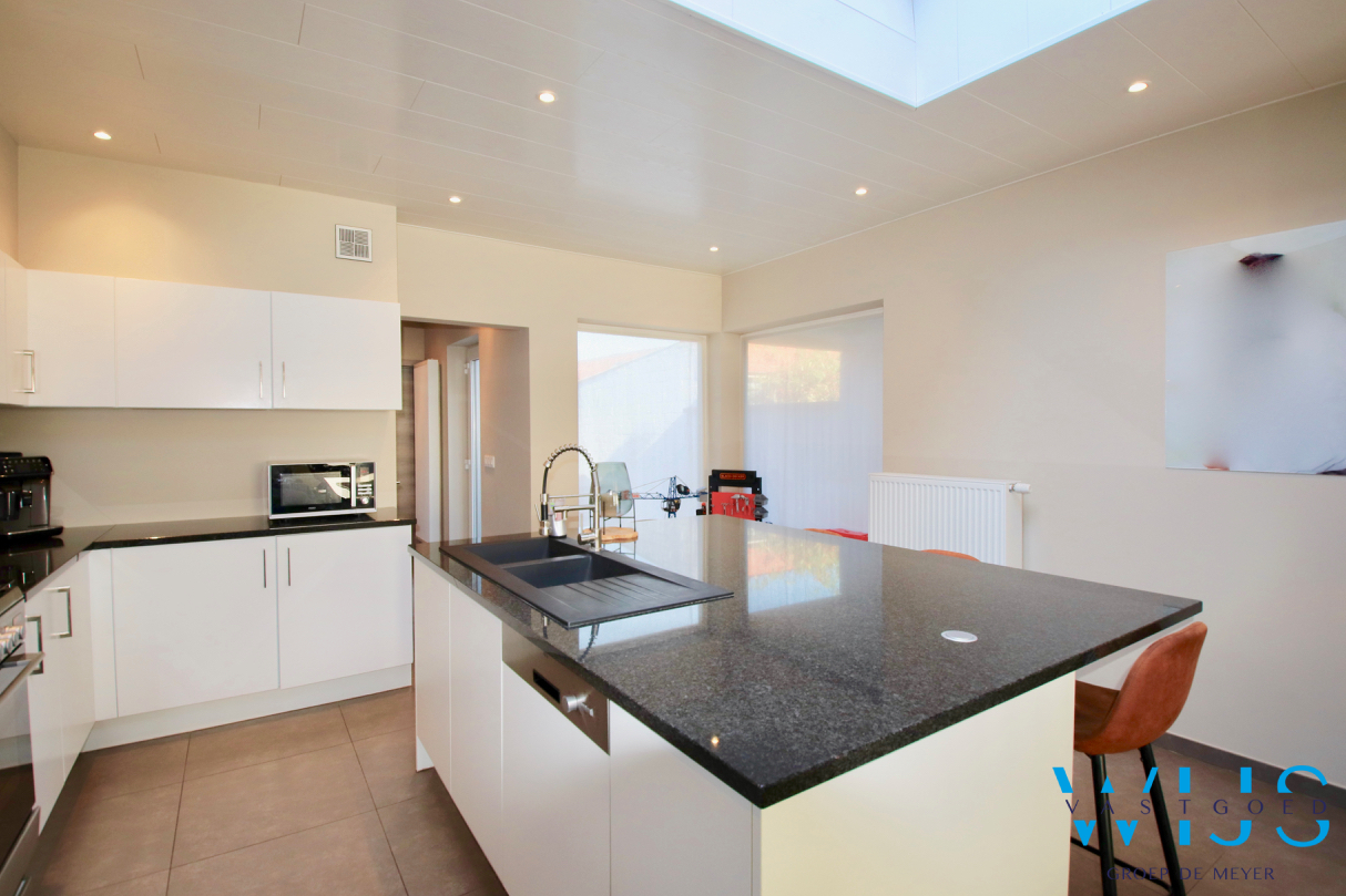 Instapklare HOB met zeer aangename tuin te Evergem ! 