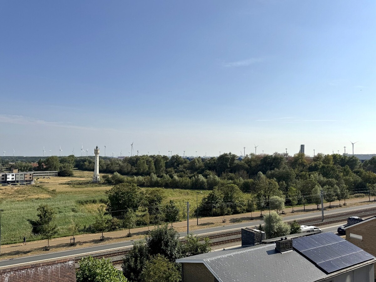 Magnifiek gelegen éénslaapkamerappartement aan de achterzijde van de Zeedijk te Heist 