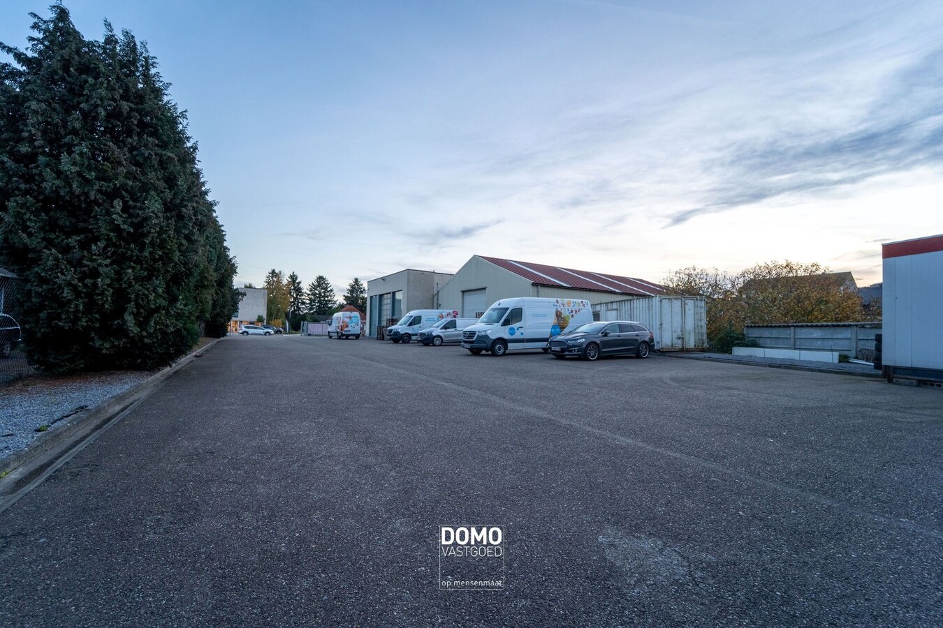 Industrieel vastgoed met sterke visibiliteit en tal van mogelijkheden 