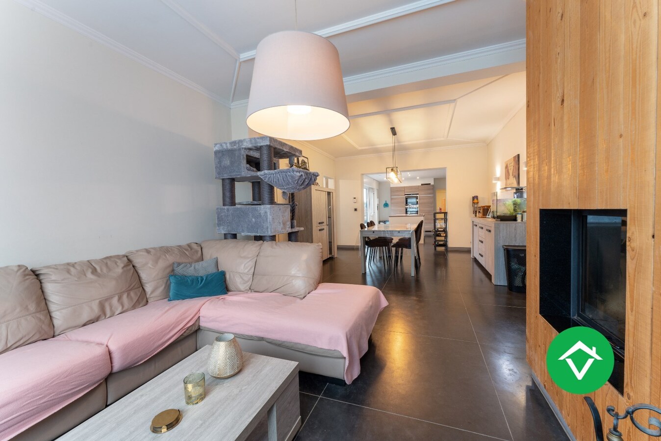 Instapklare woning met 2 slaapkamers en zicht op de groene velden te Eernegem 