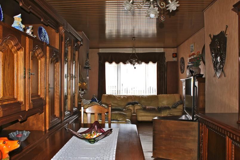 Leuke, te renoveren woning aan het water 