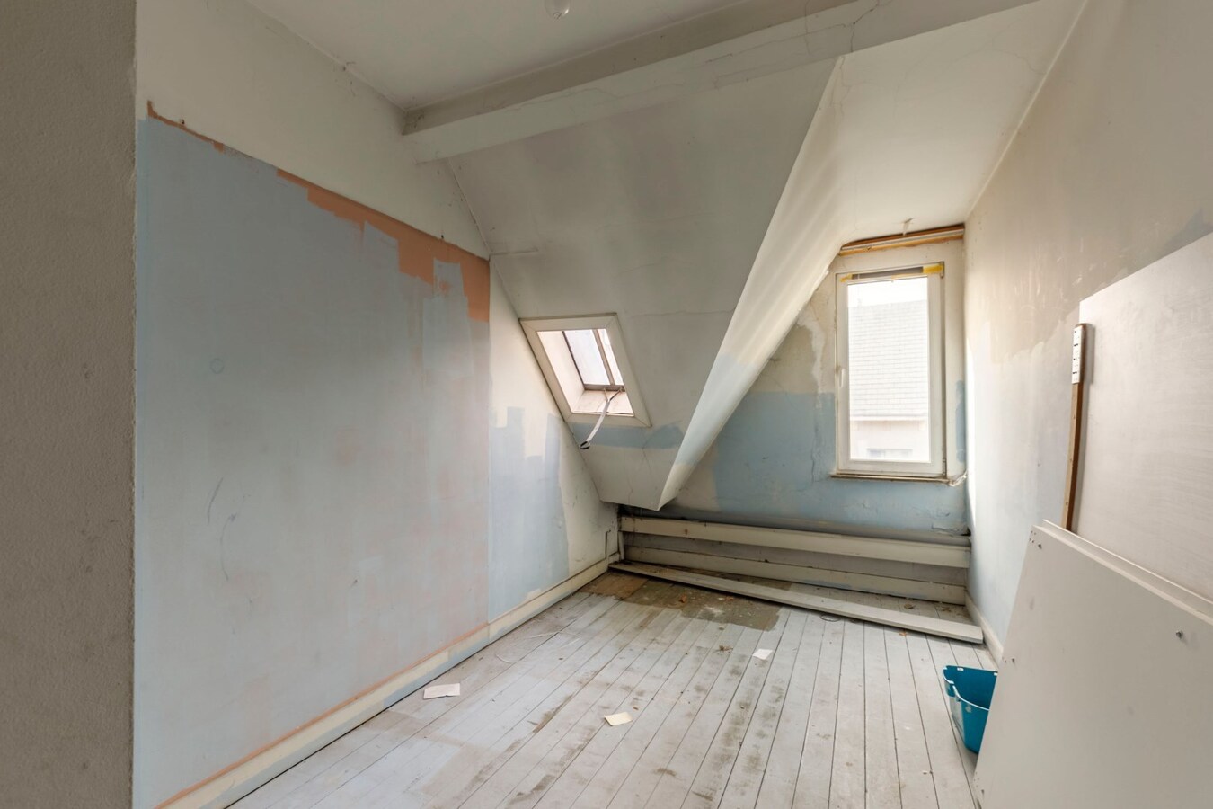 Multifunctioneel pand - GLV en 2 bovenverdiepingen 
