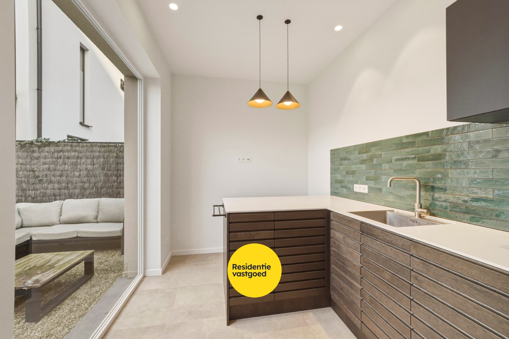 Instapklare, energiezuinige woning met 4 slpk in Mariakerke 