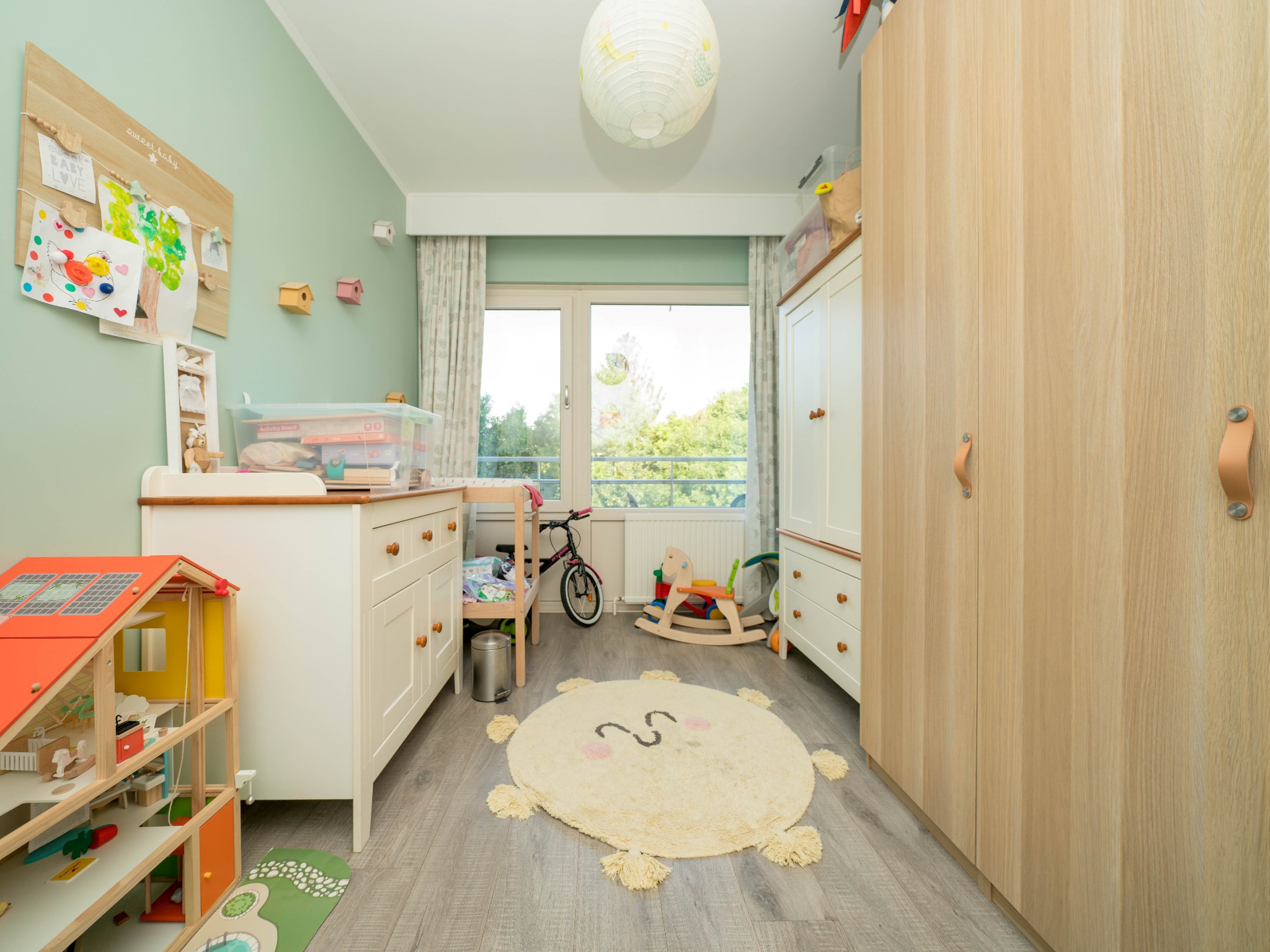 Prachtig appartement met 4 kamers, 2 bdk en 3 terrassen 