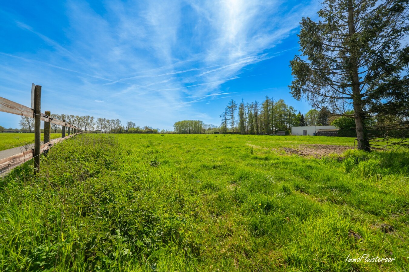 Prachtige woning met paardenfaciliteiten in rustige omgeving op ca. 9.983 m² te Berlaar (met optie aankoop aanpalende weides op ca.12.966 m²) 