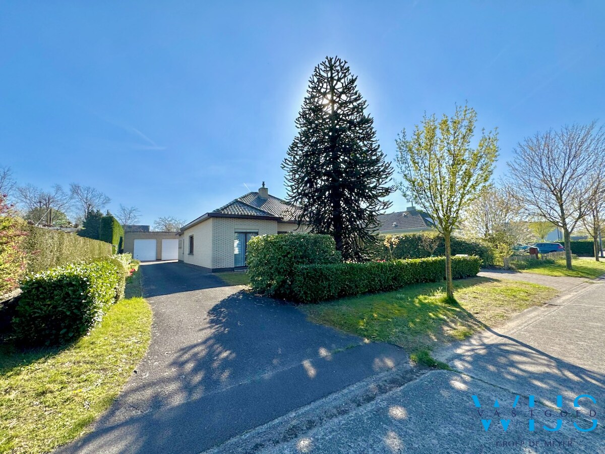 Rustig gelegen woonhuis op 1.108 m² te Ertvelde ! 