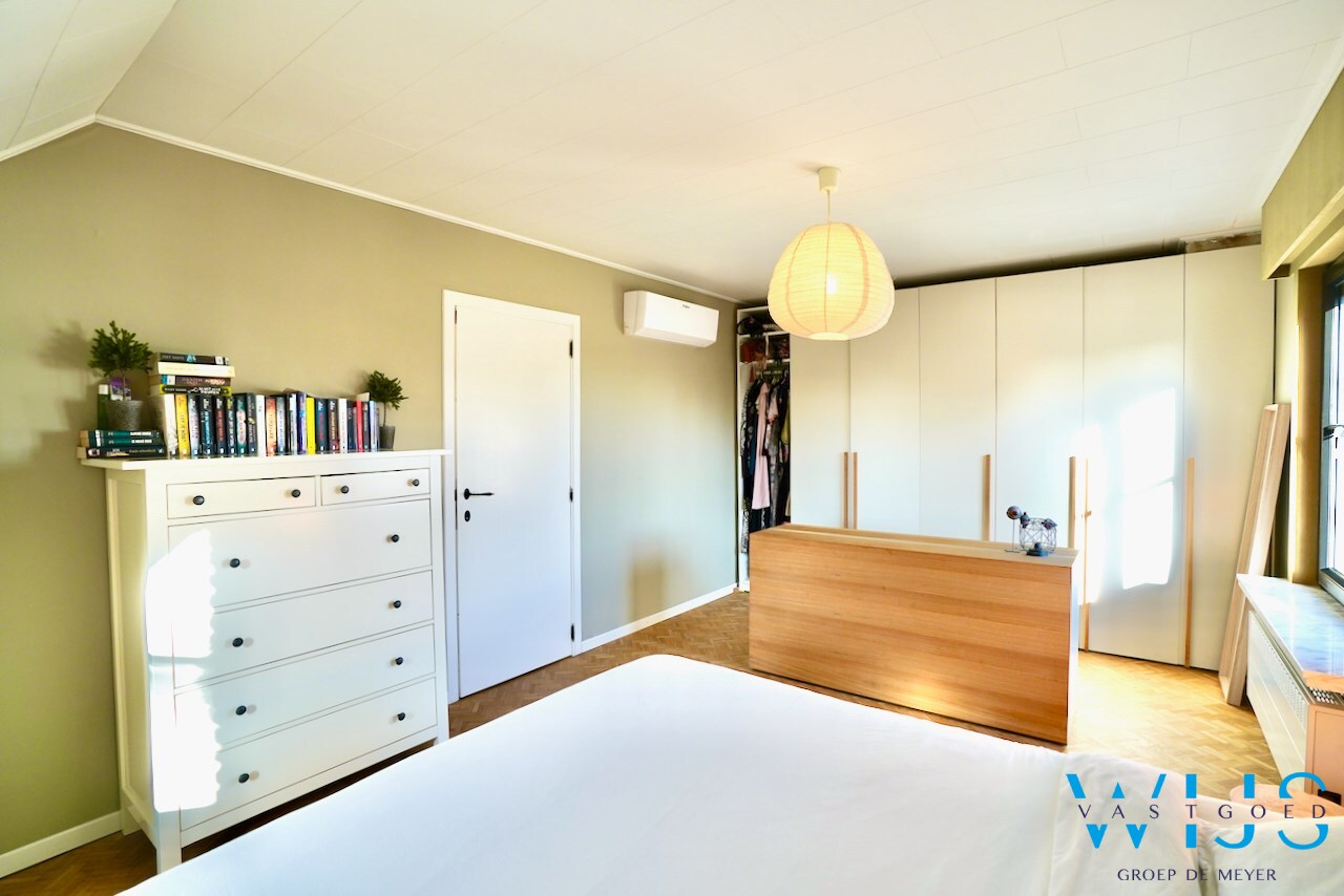 Prachtig ruim woonhuis met volwaardig bijgebouw ! 