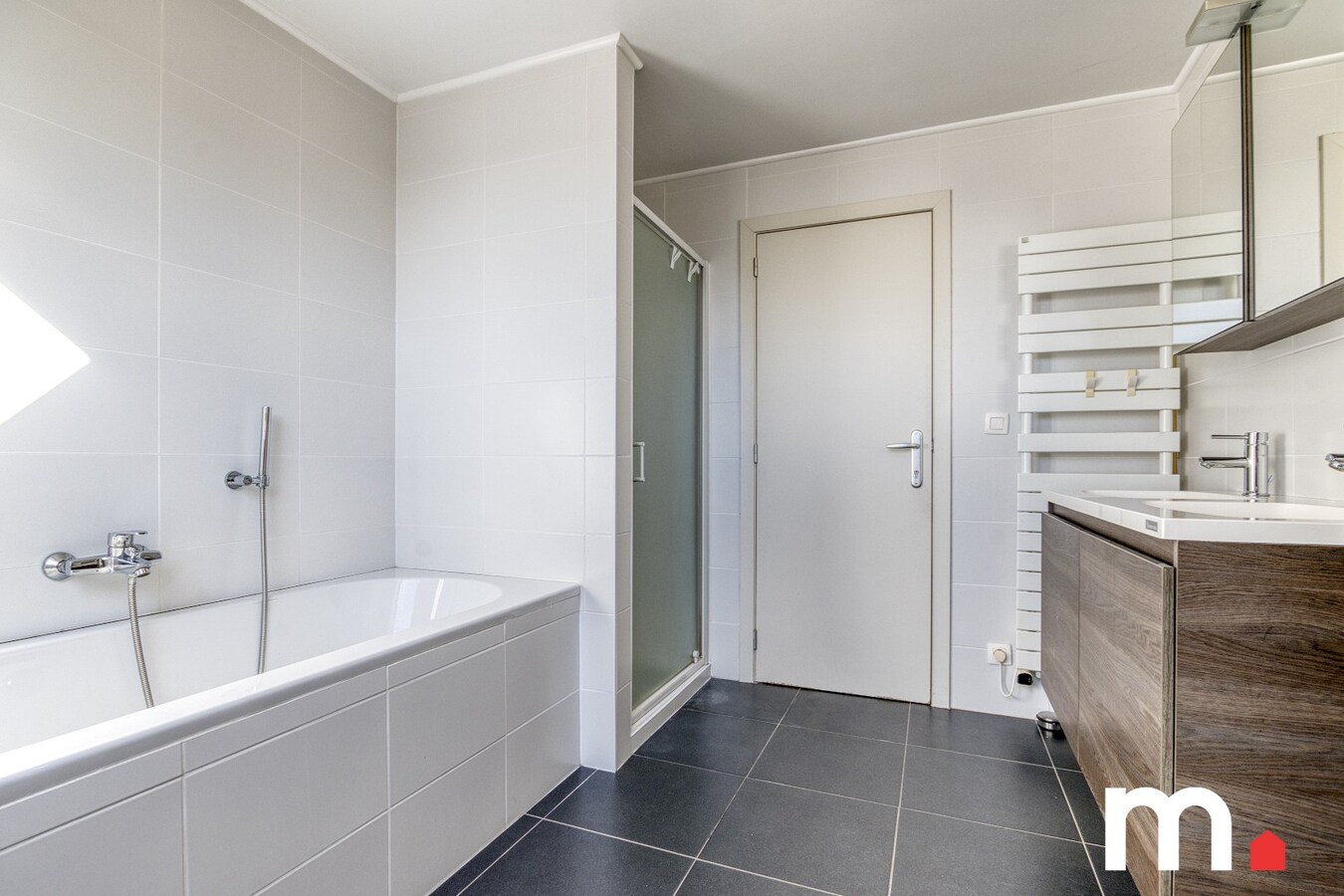 Instapklare woning met aparte woon- en werkunit 