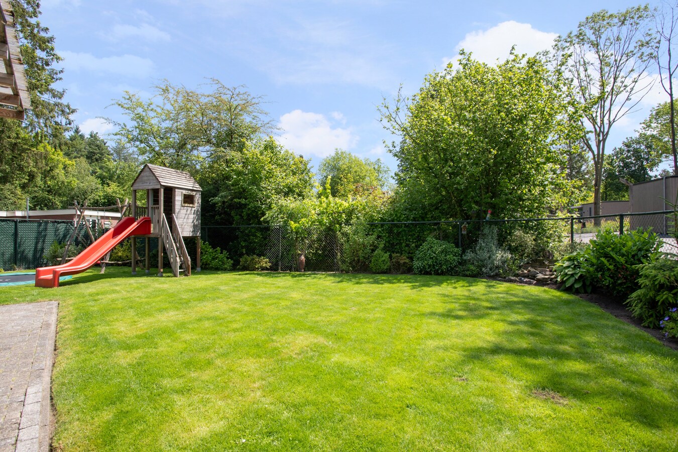 Instapklare recreatiewoning op park 'Brabantse Kempen' te Lage Mierde. 