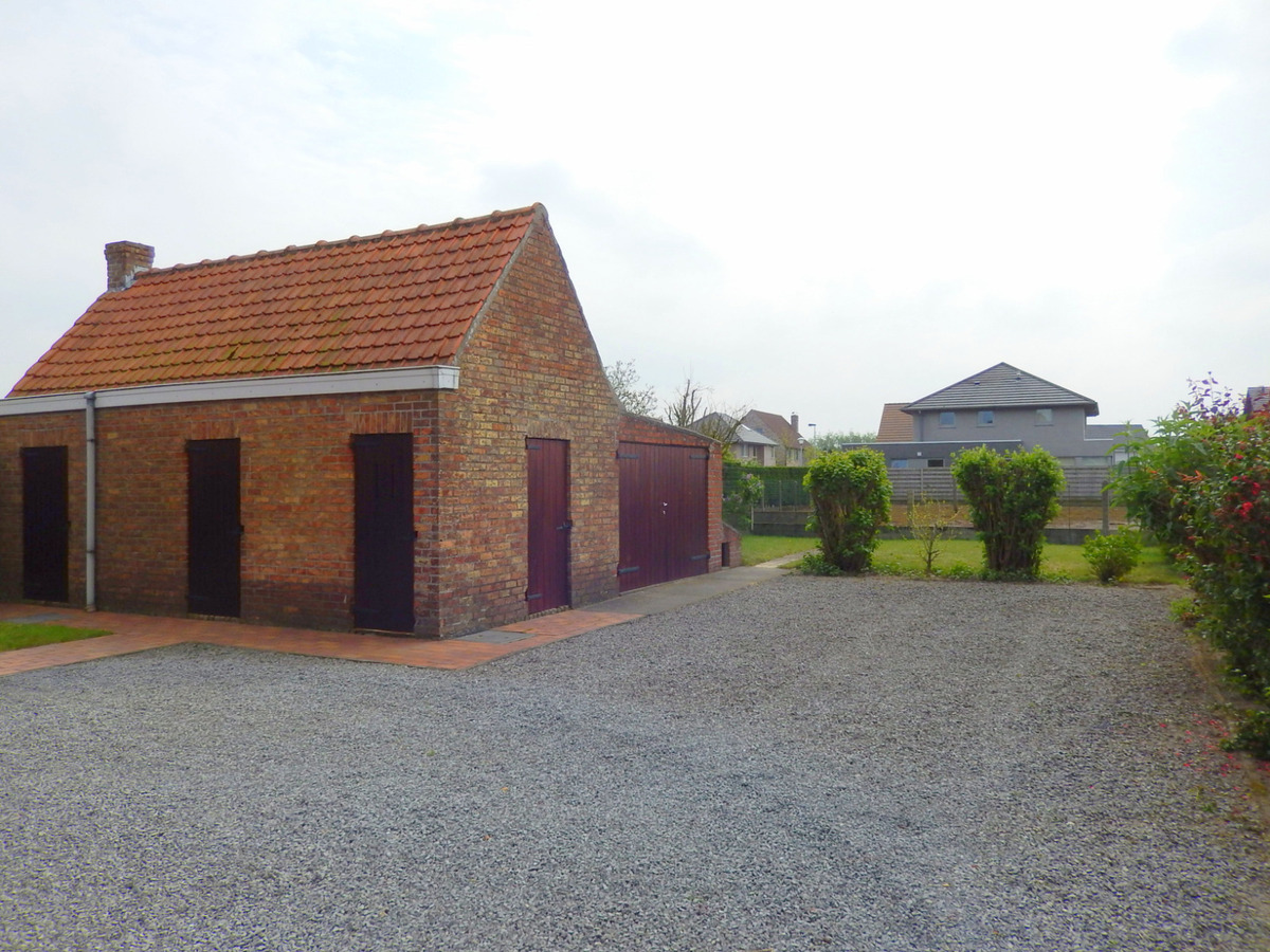 Rustige gelegen alleenstaande woning te Jabbeke 