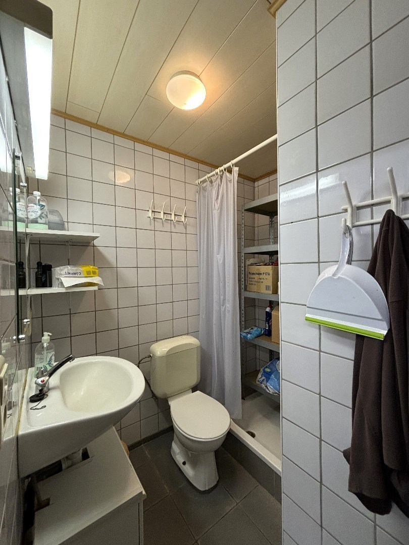 Frituur met volledige inboedel en bovengelegen appartement in Leopoldsburg 