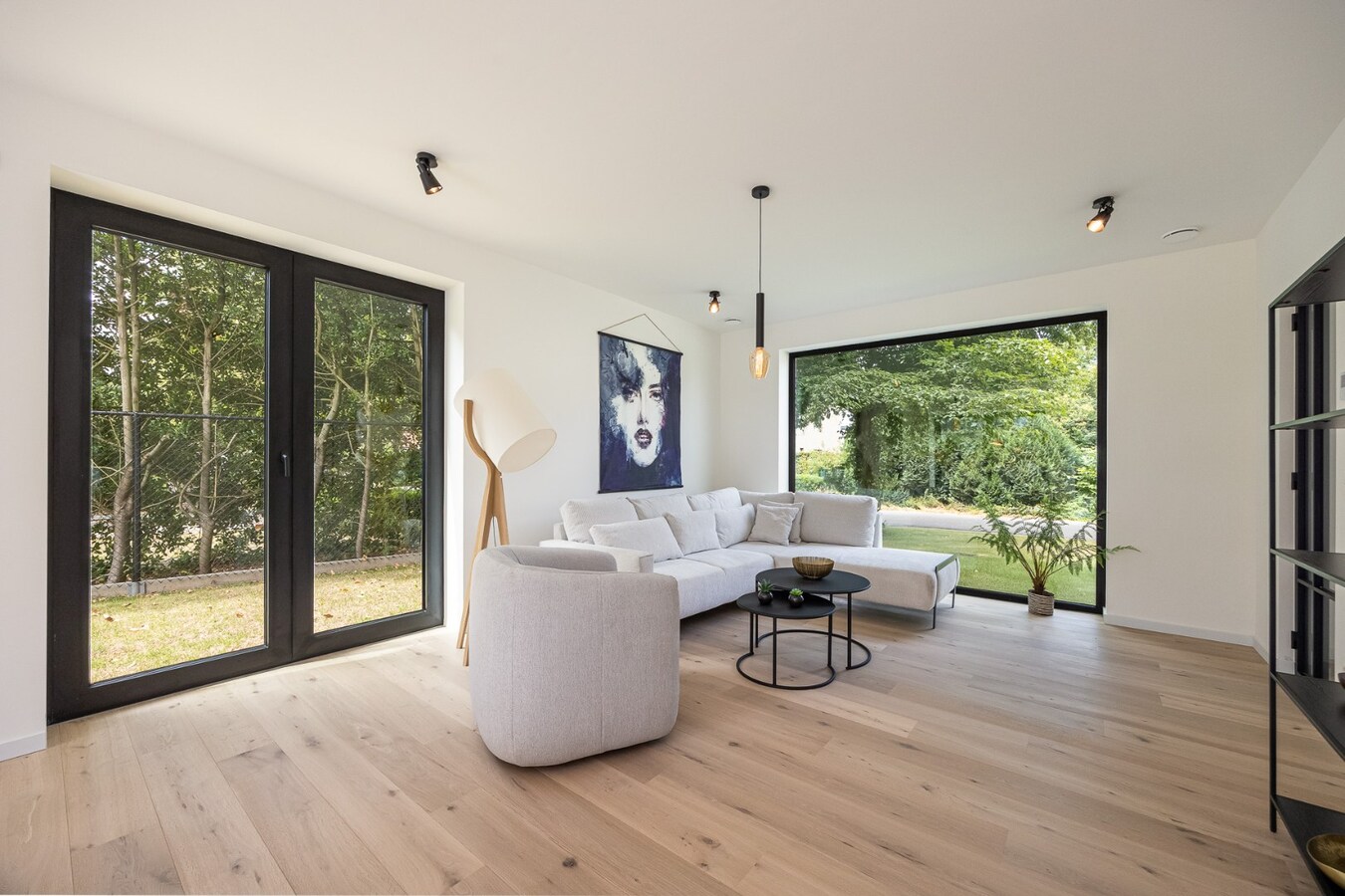 Energievriendelijke (A+) E-peil -5 nieuwbouwvilla in centrum Schilde met Zuid-tuin. 