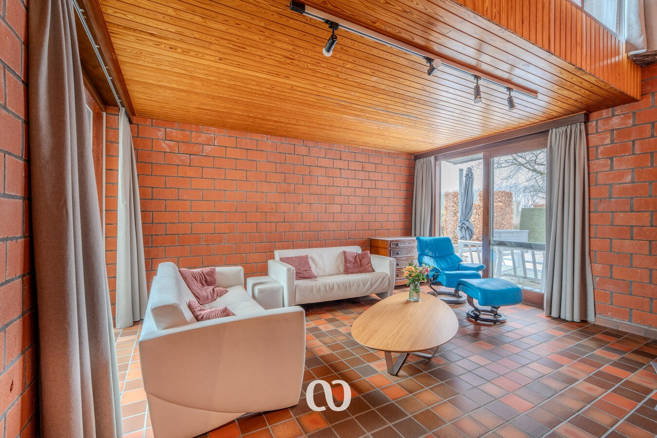 Bijzondere architectenwoning in groene en rustige omgeving 