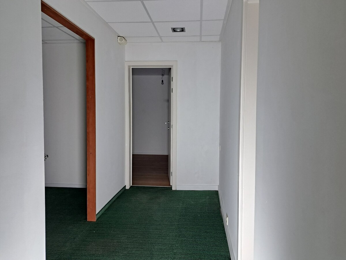 Surface commerciale état neuf 